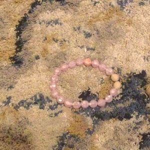 Pink spiral shaped beads bracelet